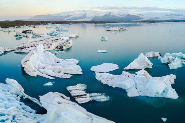 THE BUSINESS OF TACKLING CLIMATE CHANGE