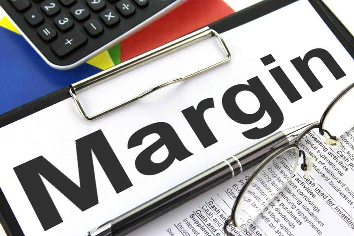 Margin trade. Mergers and acquisitions. Buy(es).