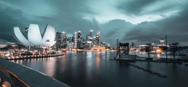 Five Singapore Companies Listed by Dow Jones – Reviews