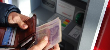 Bank Account To Manage Your Money